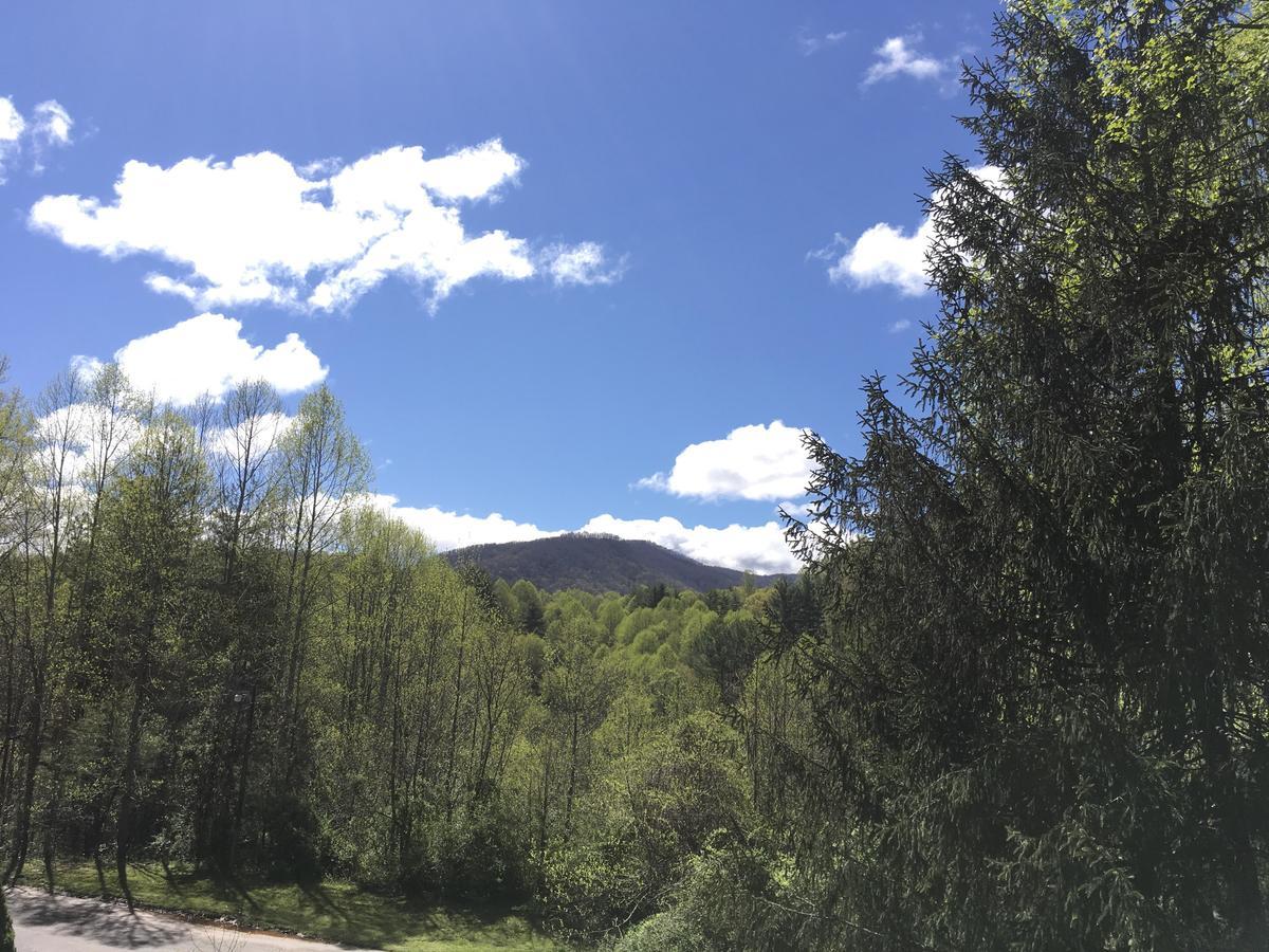 University Inn Cullowhee Екстериор снимка